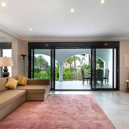 Paloma Marbella
