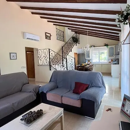 Paloma Hotel Archez