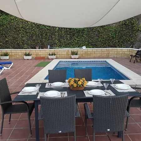 Paloma Hotel